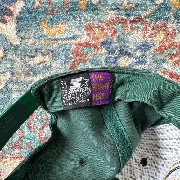 Vintage Starter Edmonton Eskimos SnapBack Hat - Picture 6 of 7